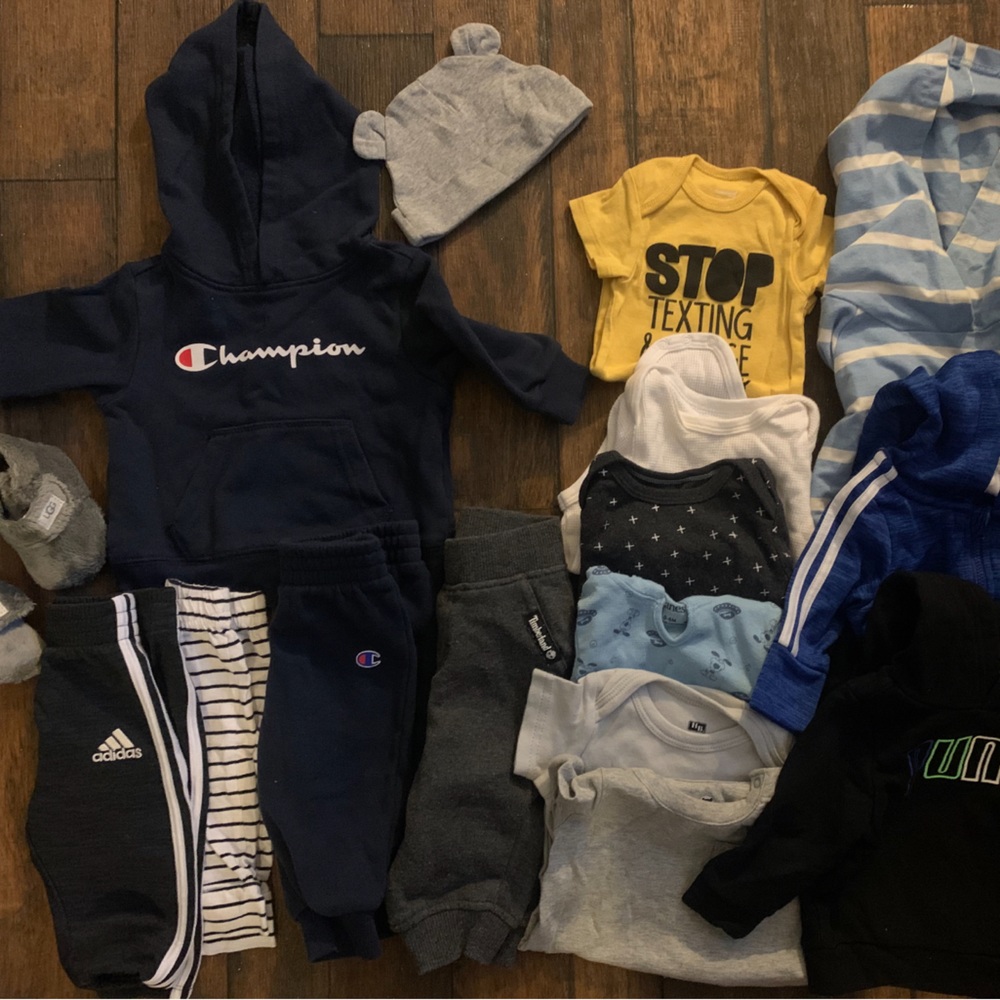 NEWBORN/0-3 MONTH BOYS LOT